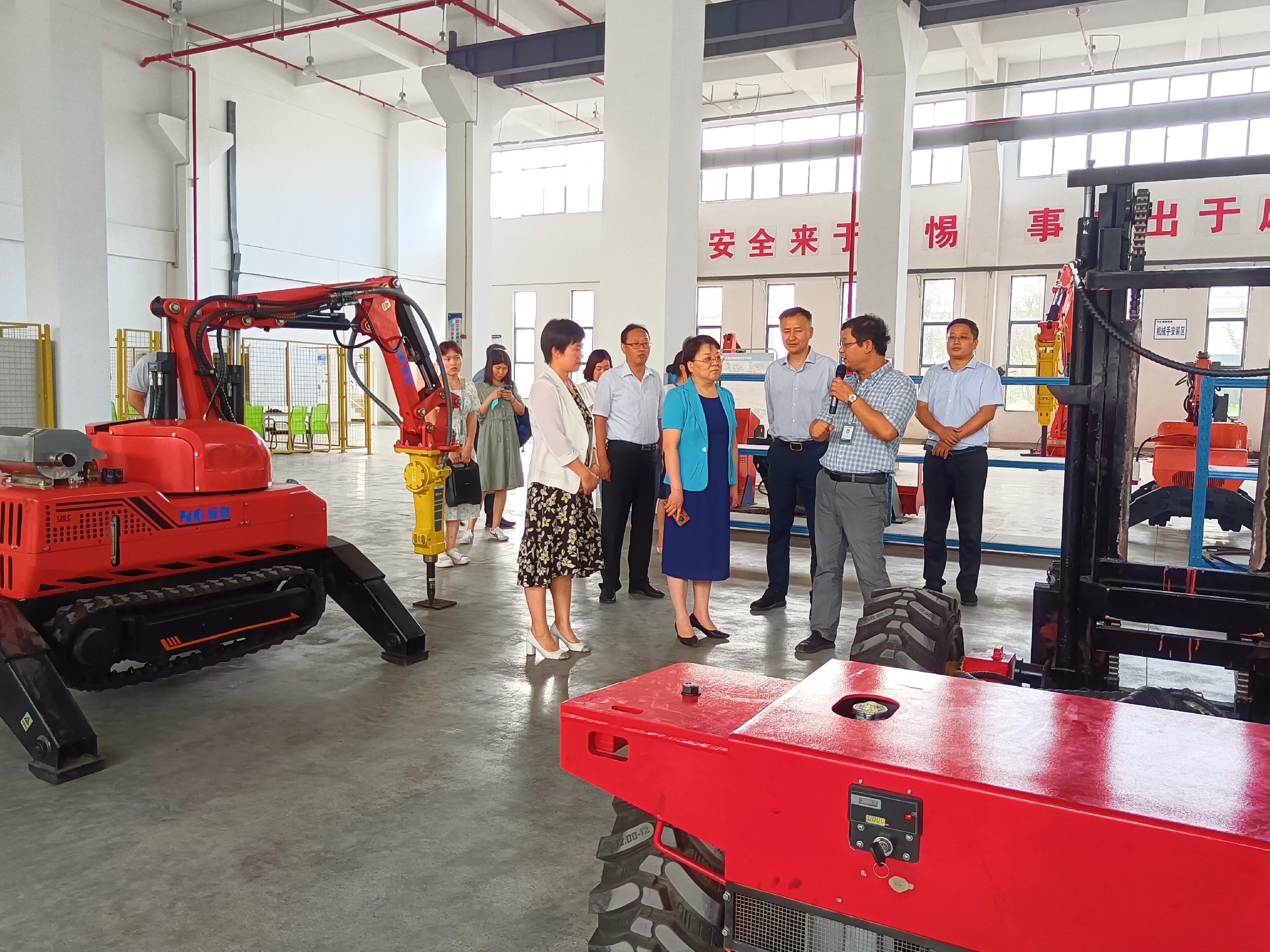 1660552081602165.jpg 3eebc67c442dda38f69a3b7943ac2e4.jpg